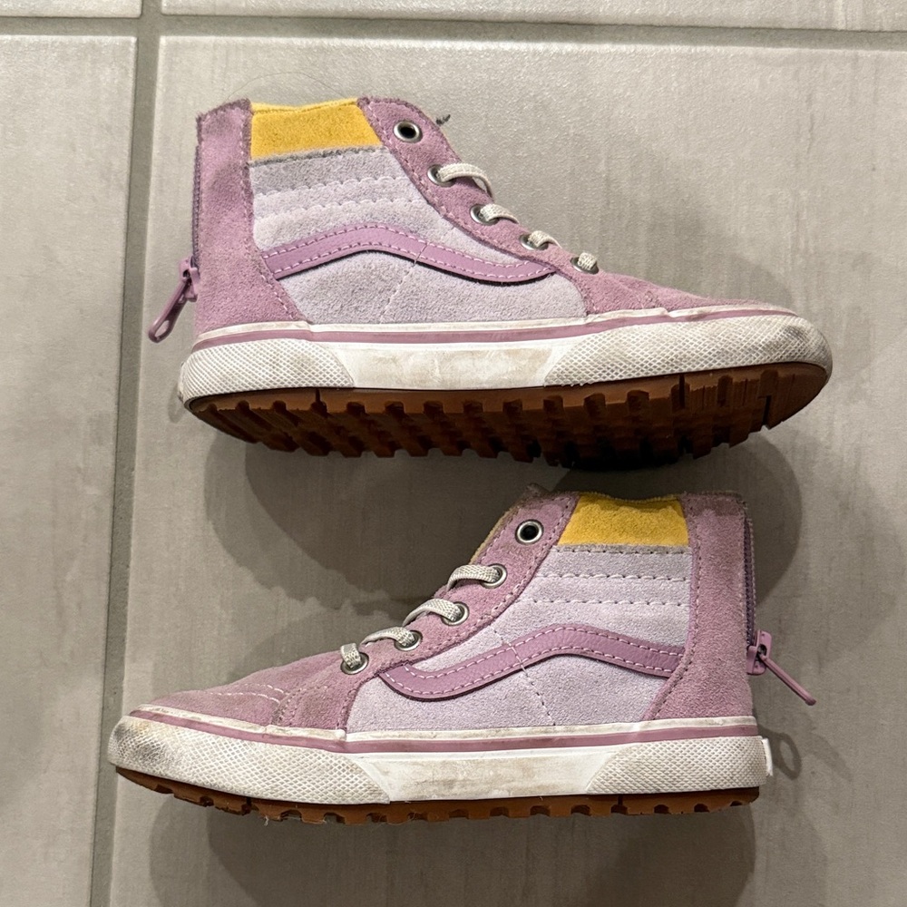 Vans MTE Sk8-Hi Zip Kids High-Top Sneakers in Lavender and Yellow. 8c toddler